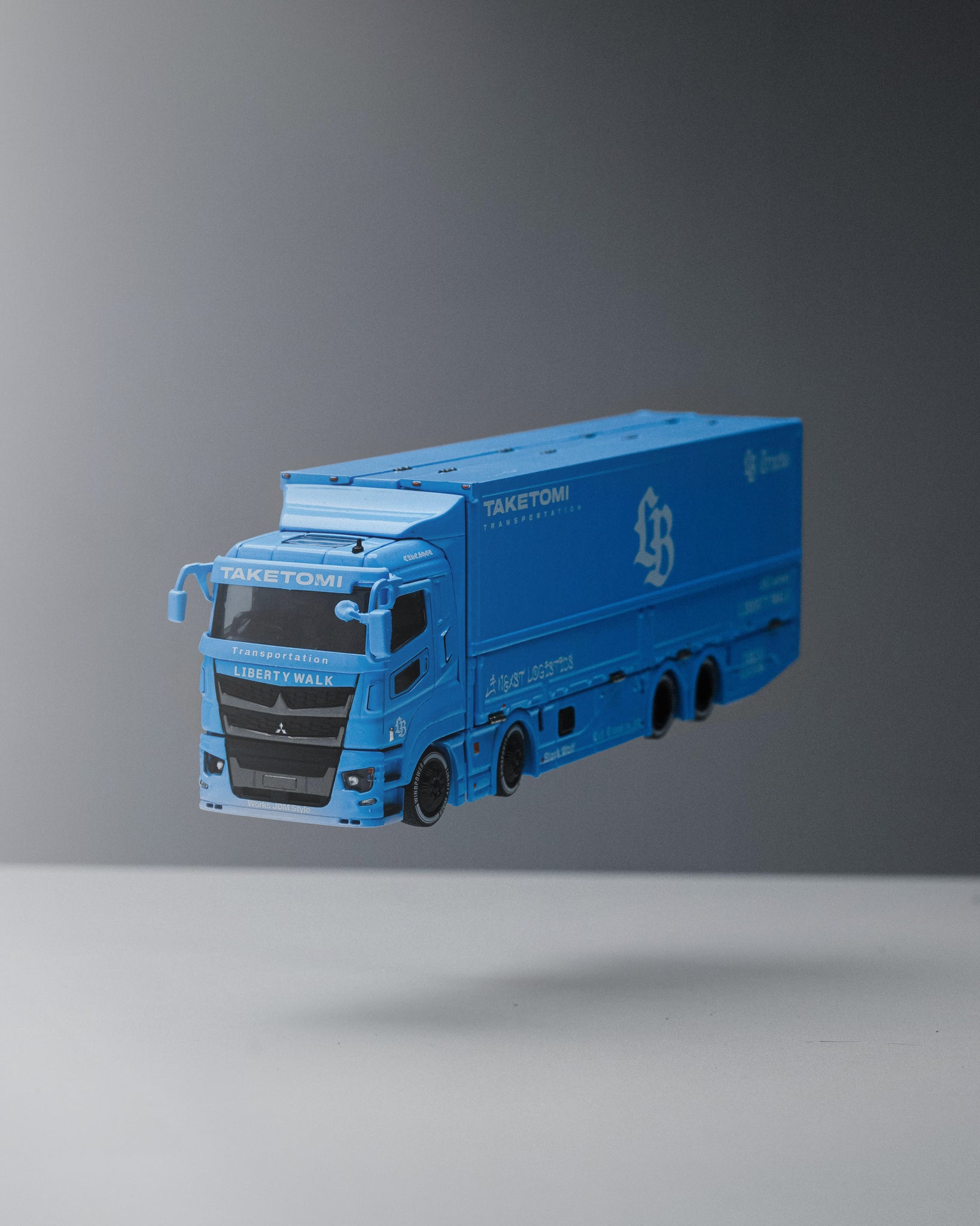 GCD 1:64 LB-TRUCKS Mitsubishi Fuso Super Great BBblue – RC Cambodia