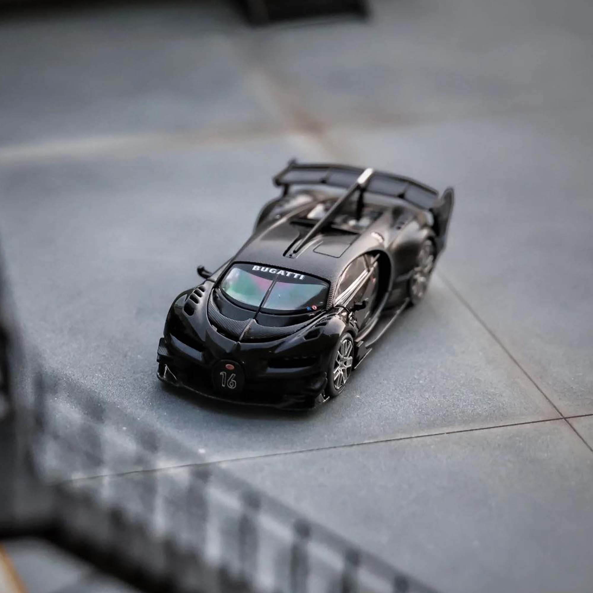 MINI GT 1:64 Bugatti Vision Gran Turismo in Black