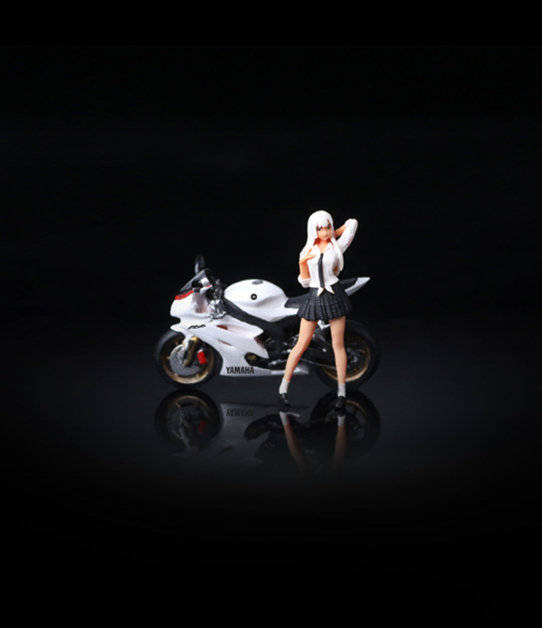 MoreArt1:64 Yamaha R6 White Girl Motorcycle Figurine Resin Model
