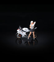 MoreArt1:64 Yamaha R6 White Girl Motorcycle Figurine Resin Model